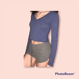 blue long sleeve crop top